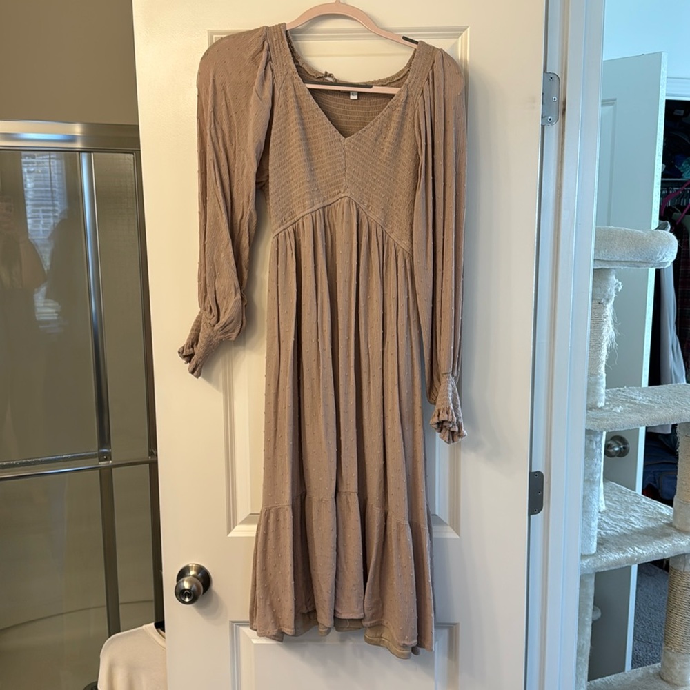 Baltic Born Lainey Smocked Swiss Dot Midi Dress Taupe Boho Long Sleeve Large - Picture 11 of 14